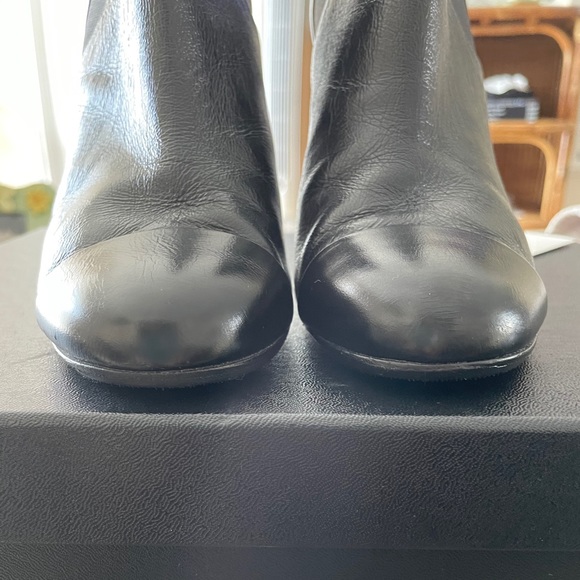 CHANEL black patent leather boots. PRICE FIRM - Picture 7 of 10
